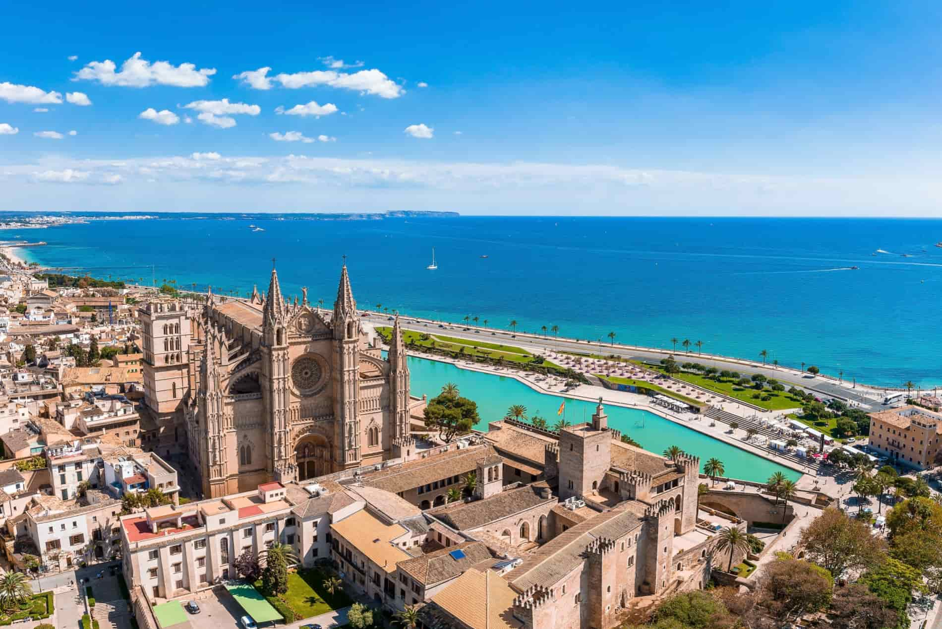 Palma de Mallorca (Majorca), Spain - Cruise Port Guide Anchors Up